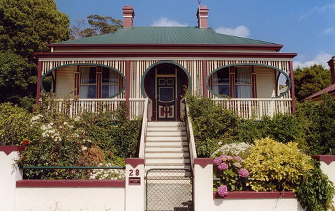 The Duck House - Accommodation Burleigh 0