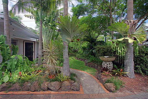 Allure - Accommodation Burleigh 1