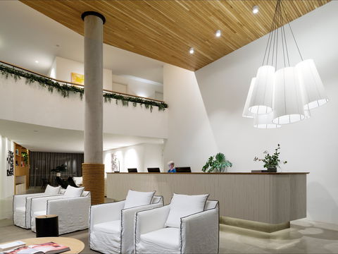 Bannisters Pavilion - Accommodation Burleigh 2