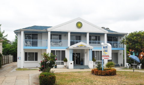 Blue And White Lodge - Accommodation Burleigh 0