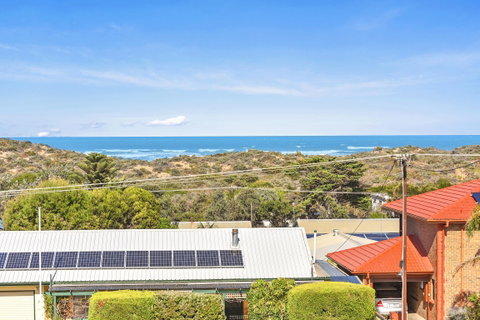 Breezes - Underwood Avenue Goolwa Beach - Accommodation Burleigh 1