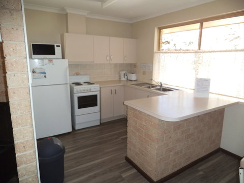 Busselton Seaside Escape Apartment - Accommodation Burleigh 1