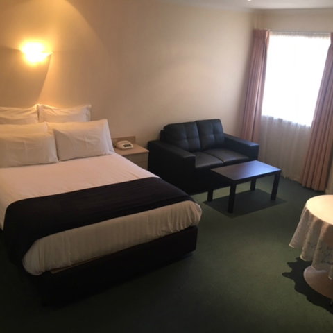 Charles Rasp Motor Inn - Accommodation Burleigh 0