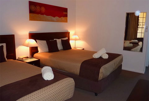 Colonial Lodge Motor Inn - Accommodation Burleigh 1