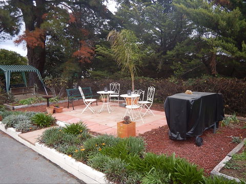 Colonial Lodge Motor Inn - Accommodation Burleigh 2