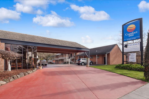 Comfort Inn Main Lead - Accommodation Burleigh 0