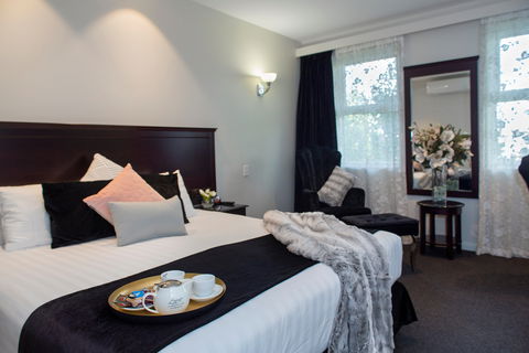 International Hotel Wagga Wagga - Accommodation Burleigh 0