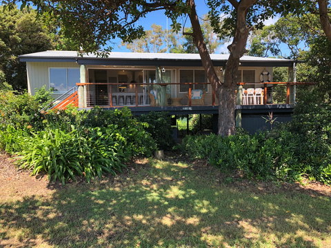 Katandra - Accommodation Burleigh 2
