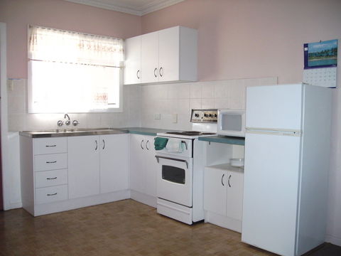 Lisianna Holiday Apartments - Accommodation Burleigh 2