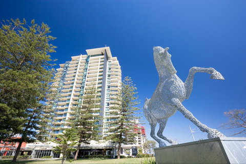 Mantra Broadbeach On The Park - Accommodation Burleigh 0