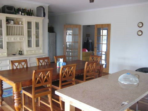Marie's Cottage - Accommodation Burleigh 2