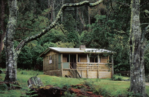 Mountain Valley Wilderness Holidays - Accommodation Burleigh 1