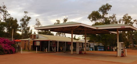 Stuarts Well Roadhouse - Accommodation Burleigh 0