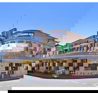 The Belmore Hotel - Accommodation Burleigh