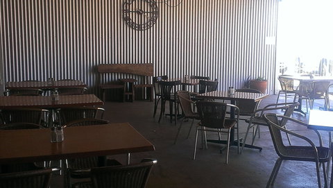 The Port Of Bourke Hotel - Accommodation Burleigh 2