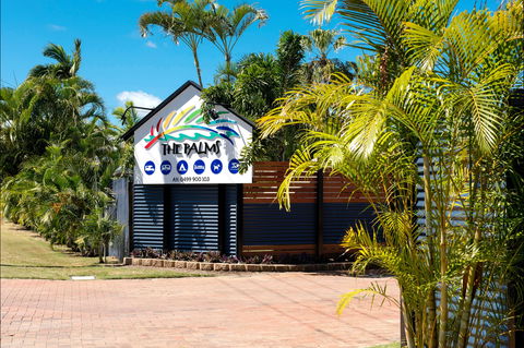 The Palms Hervey Bay - Accommodation Burleigh 0