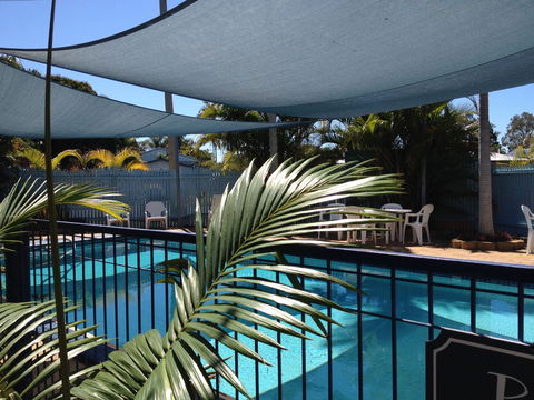 The Palms Hervey Bay - Accommodation Burleigh 2
