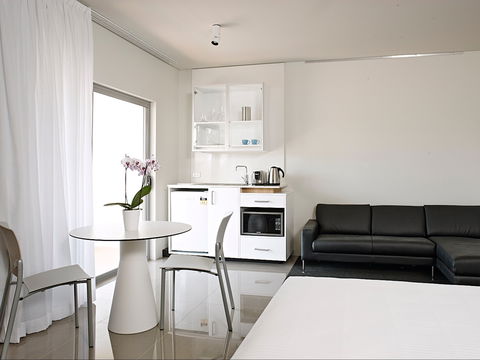 The Horatio Motel And Suites - Accommodation Burleigh 1