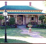 Tara House Bed and Breakfast - Accommodation Burleigh
