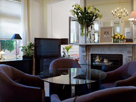 Andres Mews - Accommodation Burleigh 0