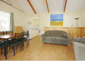 Stratford On The River Tourist Park - Accommodation Burleigh 3