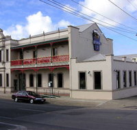 Mitchell River Tavern - Accommodation Burleigh