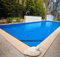 Cock 'n' Bull Boutique Hotel - Accommodation Burleigh