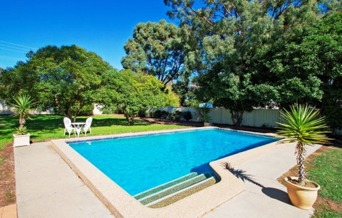 Wattle Motel - Accommodation Burleigh 0