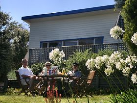 Beach House At St Helens - Accommodation Burleigh 1