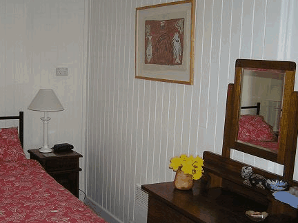 Beach House At St Helens - Accommodation Burleigh 2