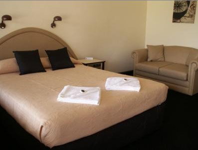 Alandale Motor Inn And Function Centre - Accommodation Burleigh 1