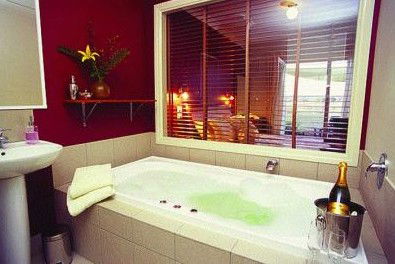 Country Guesthouse Schonegg - Accommodation Burleigh 3