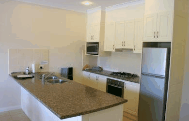 Cadman Apartments - Accommodation Burleigh 3