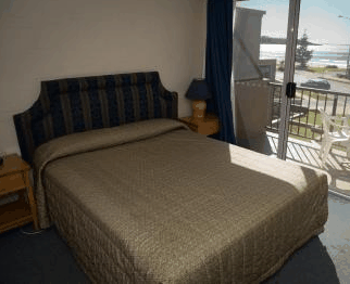 Mollymook Shores Motel - Accommodation Burleigh 2