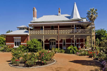Earlsferry House Bed & Breakfast - Accommodation Burleigh 0