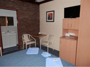 Benjamin Singleton Motel - Accommodation Burleigh 5