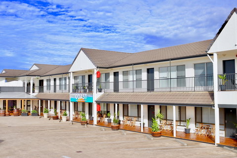 COAST Motel And Apartments - Accommodation Burleigh 9