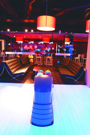 Strike Bowling Bar - CBD - Accommodation Burleigh 3