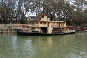 Emmylou Paddle Steamer - Accommodation Burleigh 0