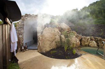 Peninsula Hot Springs - Accommodation Burleigh 1