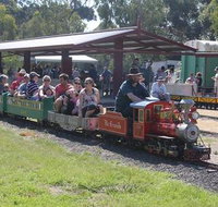 Altona Miniture Railway - Accommodation Burleigh