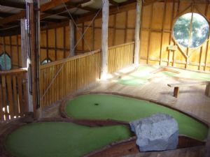 Spring Park Golf - Accommodation Burleigh 2