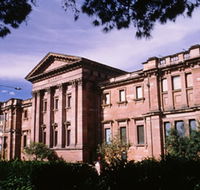 Australian Museum - Accommodation Burleigh
