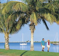 The Fascine - Accommodation Burleigh