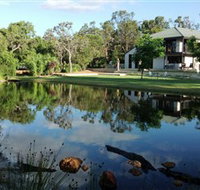 Lake House Gallery - Accommodation Burleigh