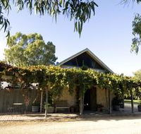 Lake Breeze Wines - Accommodation Burleigh