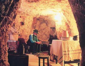 Umoona Opal Mine And Museum - Accommodation Burleigh 0