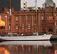 May Queen - Accommodation Burleigh