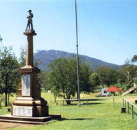 Maroon State School War Memorial - Accommodation Burleigh