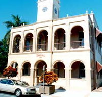 Mackay Town Hall - Accommodation Burleigh